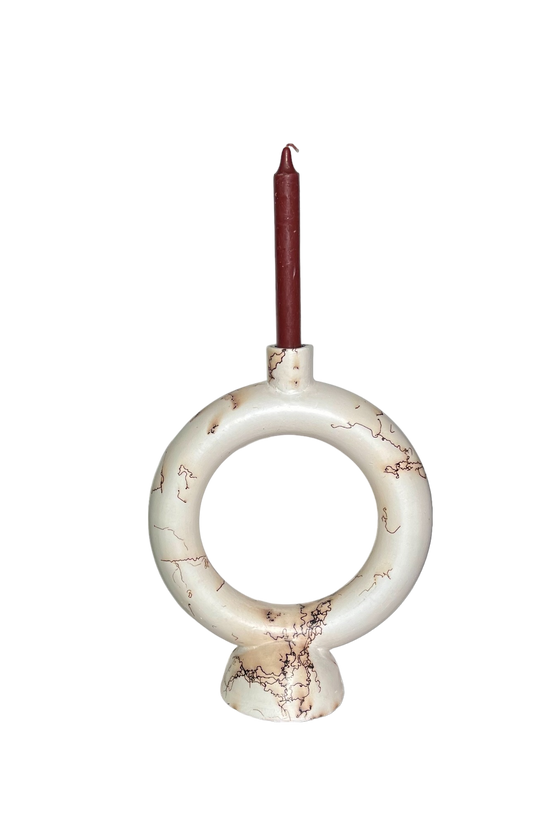 SINGLE CANDLE HOLDER